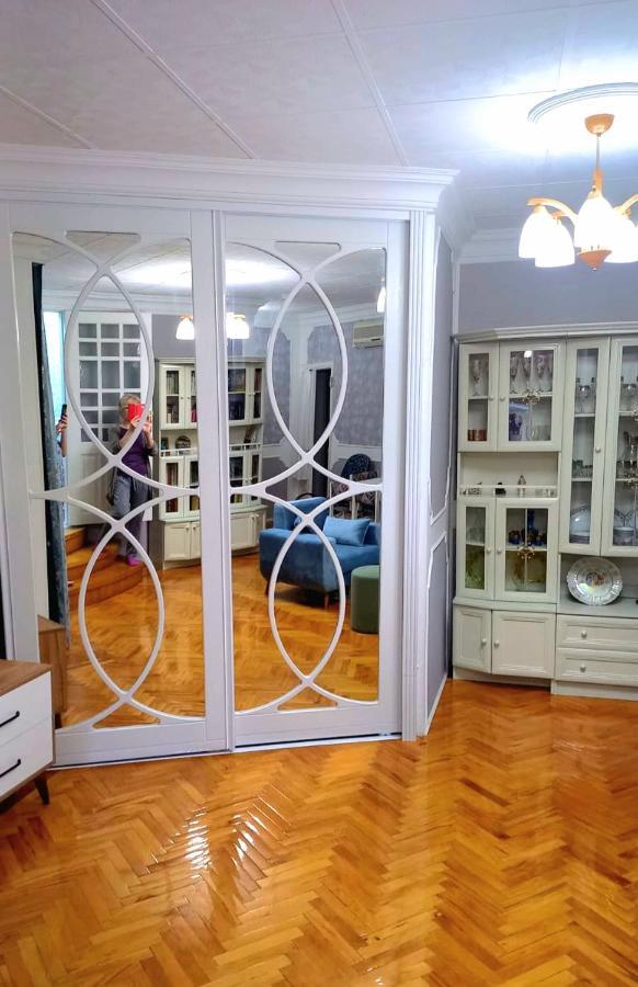 Central Apartment "Ameliya" Baku Exterior photo